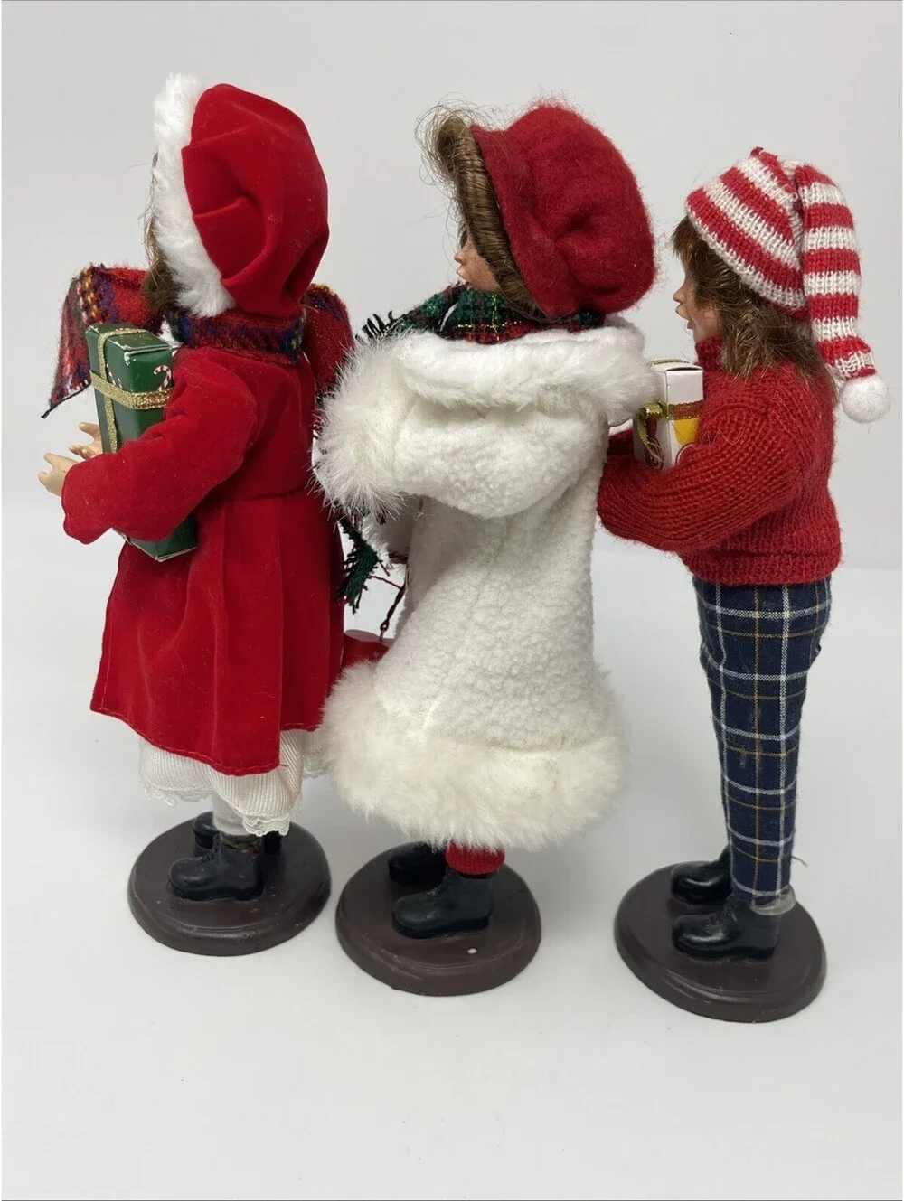 3 Vintage Christmas Carolers Figurines Choir Singers Red White Coat Plaid Decor